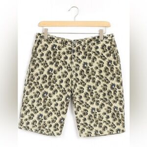 Decibel Dry Good Men's Size 38 Long Chino Camo Shorts.  11" inseam, 22" length